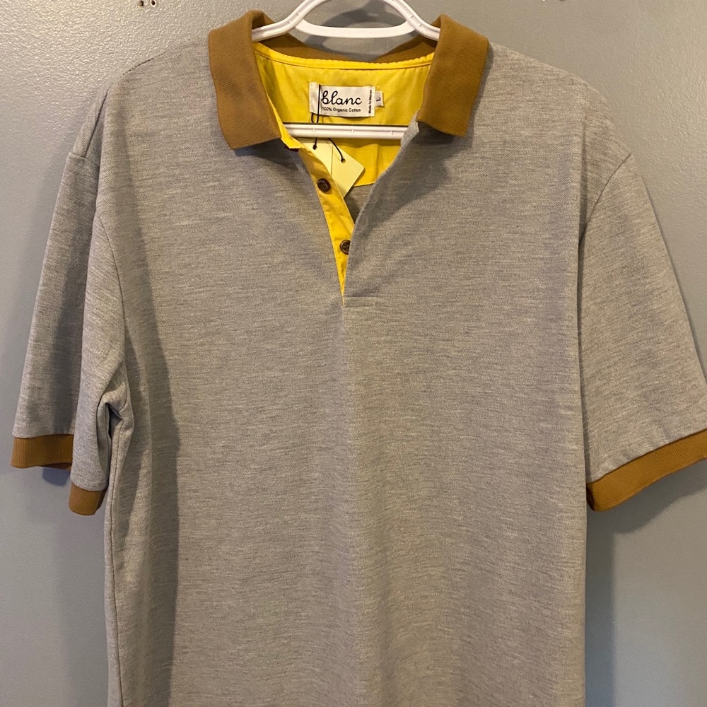 NWT**Blanc brand men’s size L organic cotton Tee